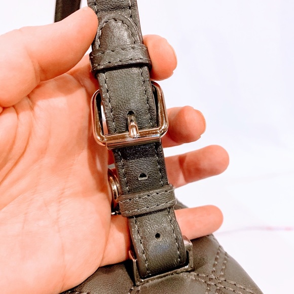 Brooks Brothers Lambskin Leather Flap Quilted Bag - Picture 8 of 8